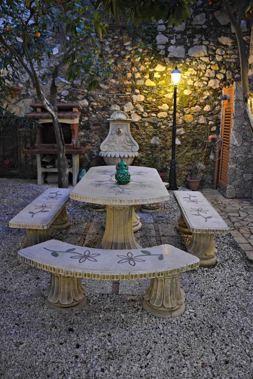 Апартаменты Giardino Del Sole Таормина Экстерьер фото