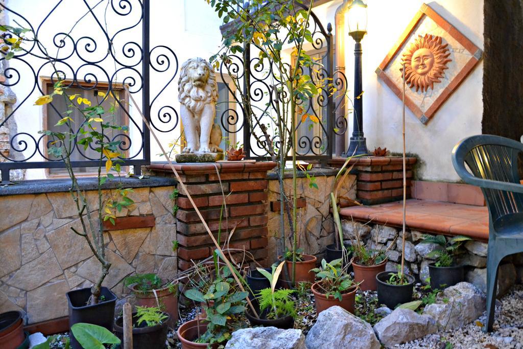 Апартаменты Giardino Del Sole Таормина Экстерьер фото